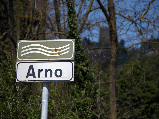 02-Cartello-fiume-Arno